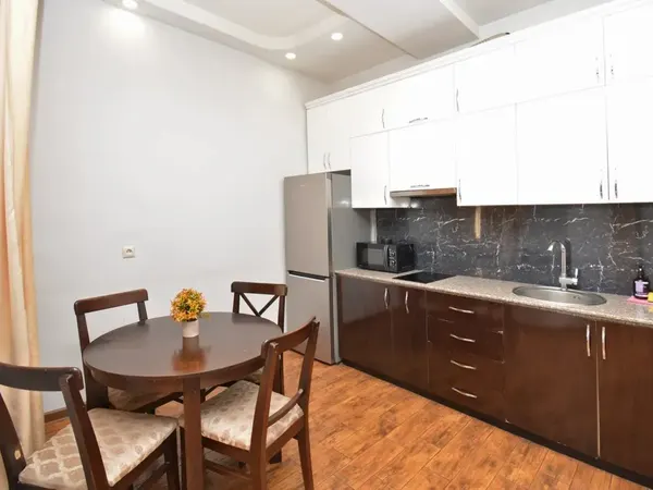2-սենյականոց բնակարան, Կենտրոն, 58 քմ, 12/16 հարկ — լուսանկար 2