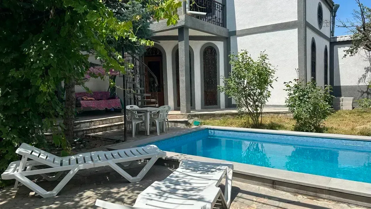Առանձնատուն, Պտղնի, 160 քմ, լողավազանով, մինչև 40 հյուր — լուսանկար 2