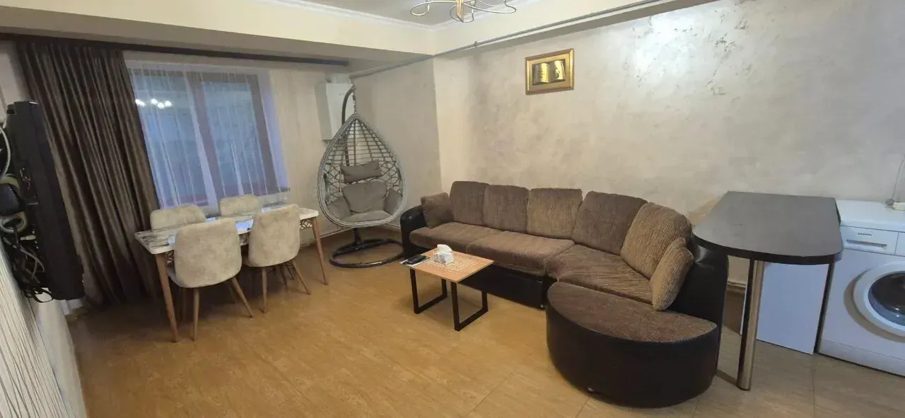 2-սենյականոց բնակարան, Ծաղկաձոր, 50 քմ, 3/8 հարկ — լուսանկար 1