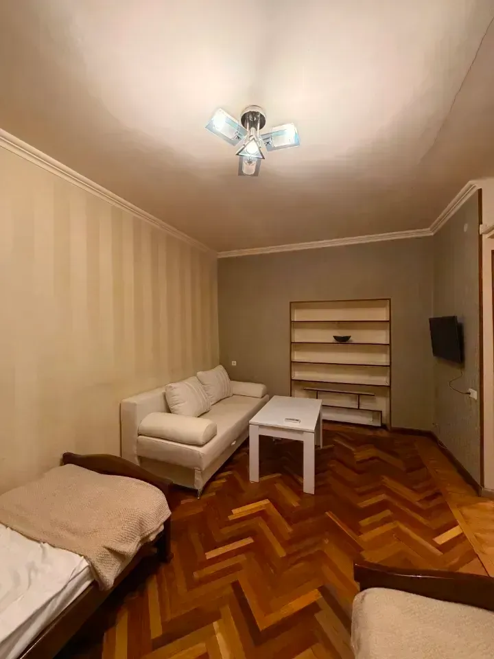 1-սենյականոց բնակարան, Կենտրոն, 45 քմ, 5/5 հարկ — լուսանկար 3