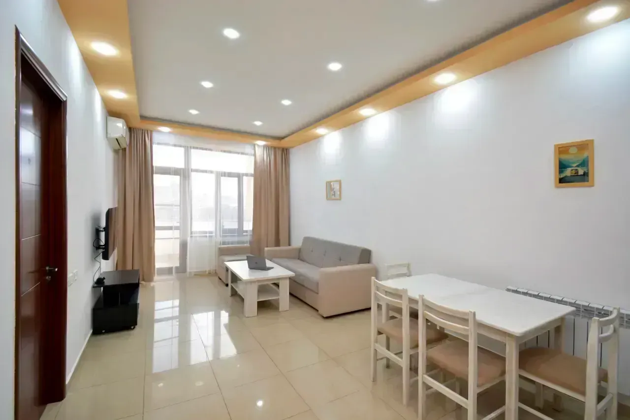 2-սենյականոց բնակարան, Կենտրոն, 70 քմ, 9/10 հարկ — լուսանկար 2