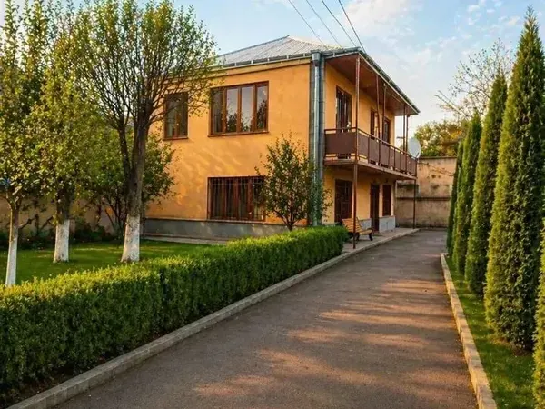 Առանձնատուն, Ստեփանավան, 200 քմ, մինչև 11 հյուր