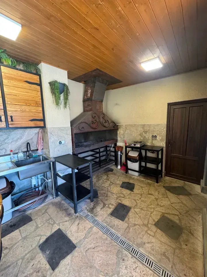 Հյուրատուն, Առինջ, 400 քմ, լողավազանով, մինչև 30 հյուր — լուսանկար 11