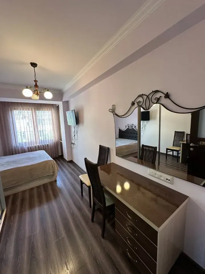 3-սենյականոց բնակարան, Կենտրոն, 70 քմ, 4/14 հարկ — լուսանկար 6