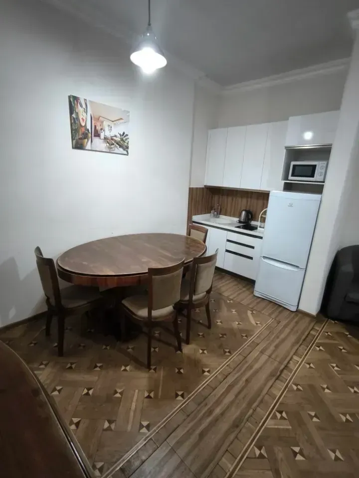 4-սենյականոց բնակարան, Կենտրոն, 80 քմ, 3/5 հարկ — լուսանկար 5