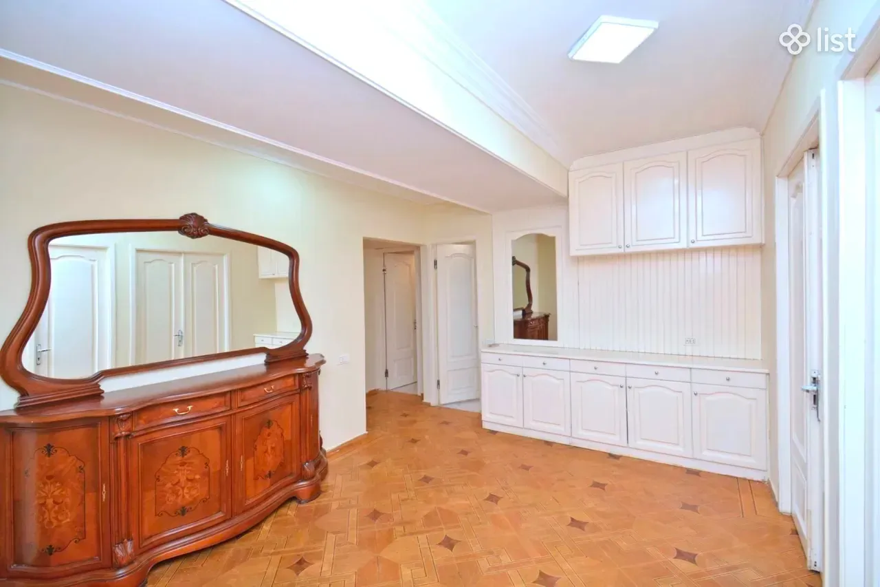 2-սենյականոց բնակարան, Կենտրոն — լուսանկար 3