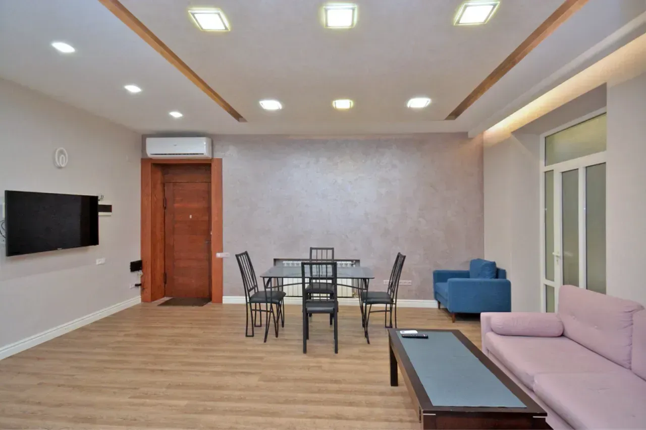 2-սենյականոց բնակարան, Կենտրոն, 54 քմ, 1/5 հարկ — լուսանկար 2