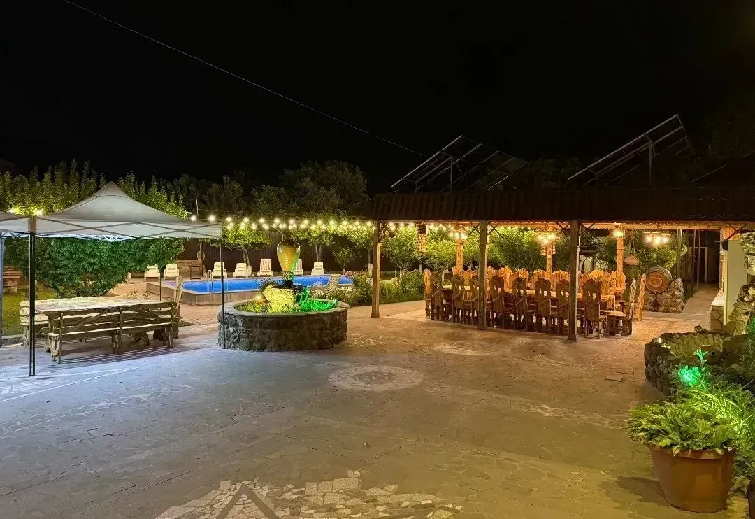 Առանձնատուն, Եղվարդ, 700 քմ, լողավազանով, մինչև 60 հյուր — լուսանկար 3