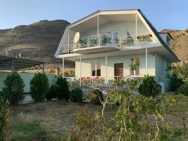 Առանձնատուն, Շողակաթ, 130 քմ, մինչև 12 հյուր