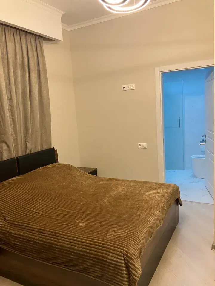 3-սենյականոց բնակարան, Ծաղկաձոր, 70 քմ, 7/9 հարկ — լուսանկար 8