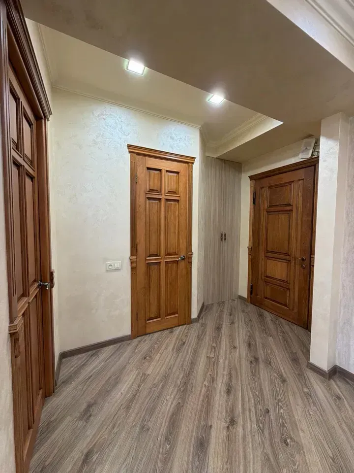2-սենյականոց բնակարան, Կենտրոն — լուսանկար 4