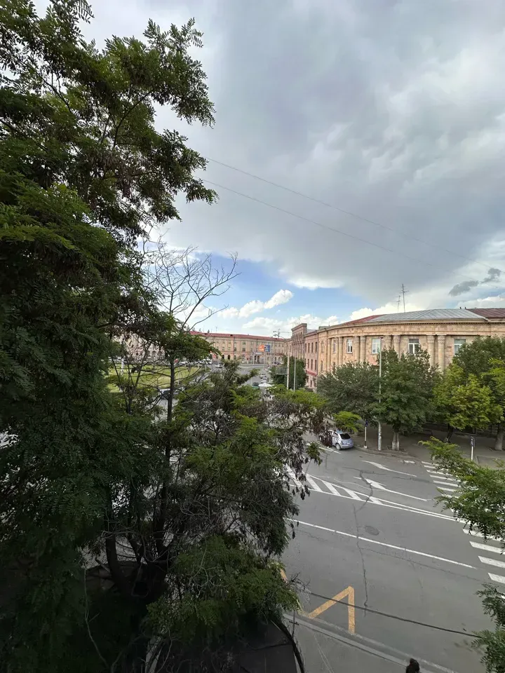 3-սենյականոց բնակարան, Գյումրի, 90 քմ, 3/3 հարկ — լուսանկար 3