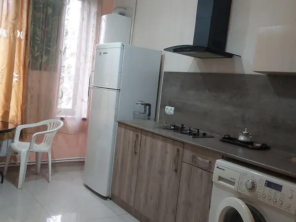 3-սենյականոց բնակարան, Աբովյան, 90 քմ, 2/3 հարկ — լուսանկար 4