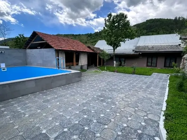 Առանձնատուն, Թեղուտ, 100 քմ, լողավազանով, մինչև 10 հյուր