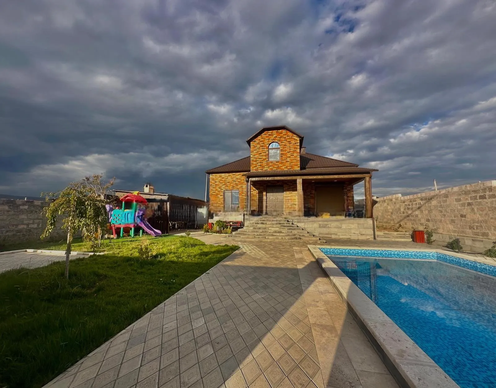 Առանձնատուն, Աշտարակ, 120 քմ, լողավազանով, մինչև 10 հյուր — լուսանկար 2