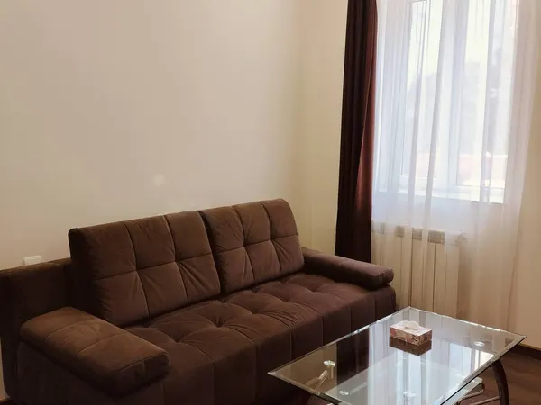 2-սենյականոց բնակարան, Ծաղկաձոր, 30 քմ, 2/3 հարկ — լուսանկար 2