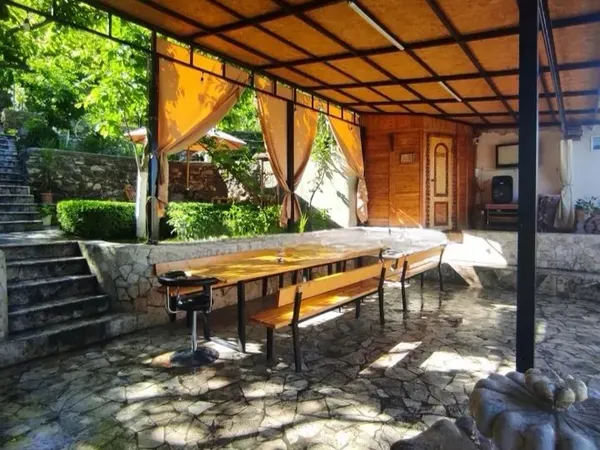 Ամառանոց, Արաբկիր, 1000 քմ, լողավազանով, մինչև 4 հյուր — լուսանկար 4