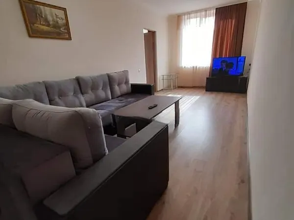 2-սենյականոց բնակարան, Էրեբունի, 70 քմ, 4/5 հարկ