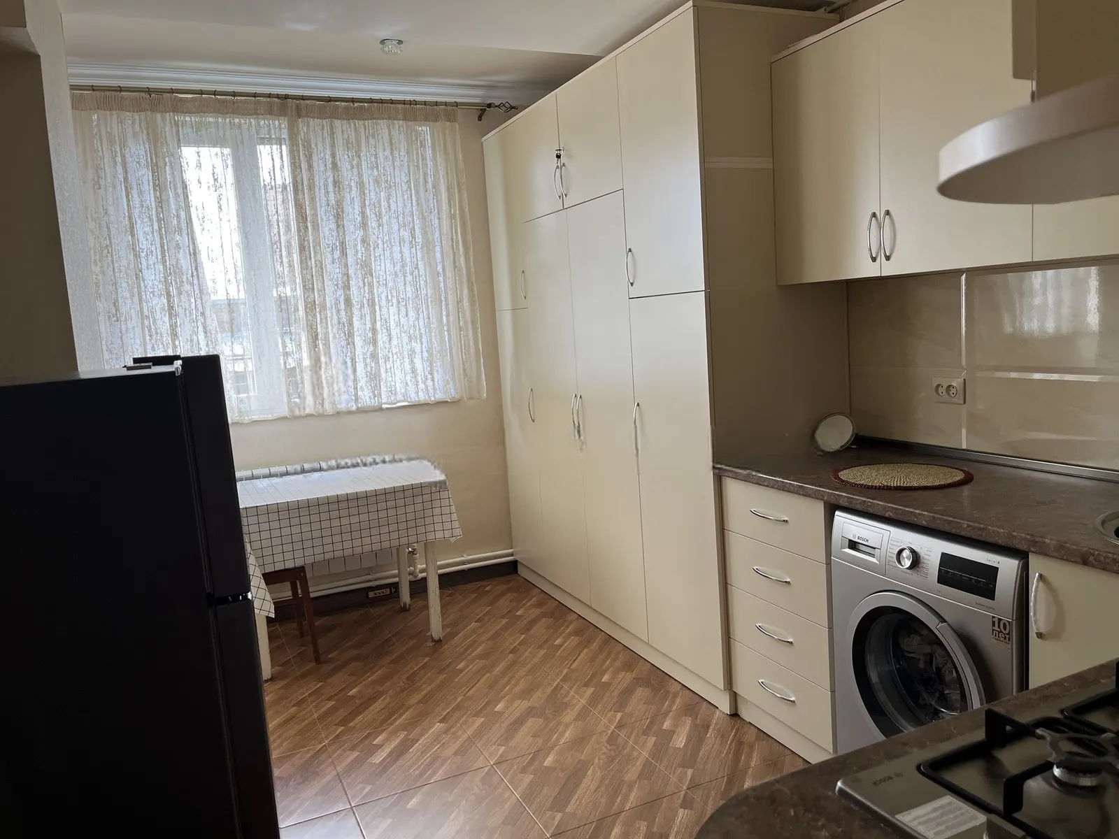 1-սենյականոց բնակարան, Կենտրոն, 50 քմ, 6/10 հարկ — լուսանկար 4