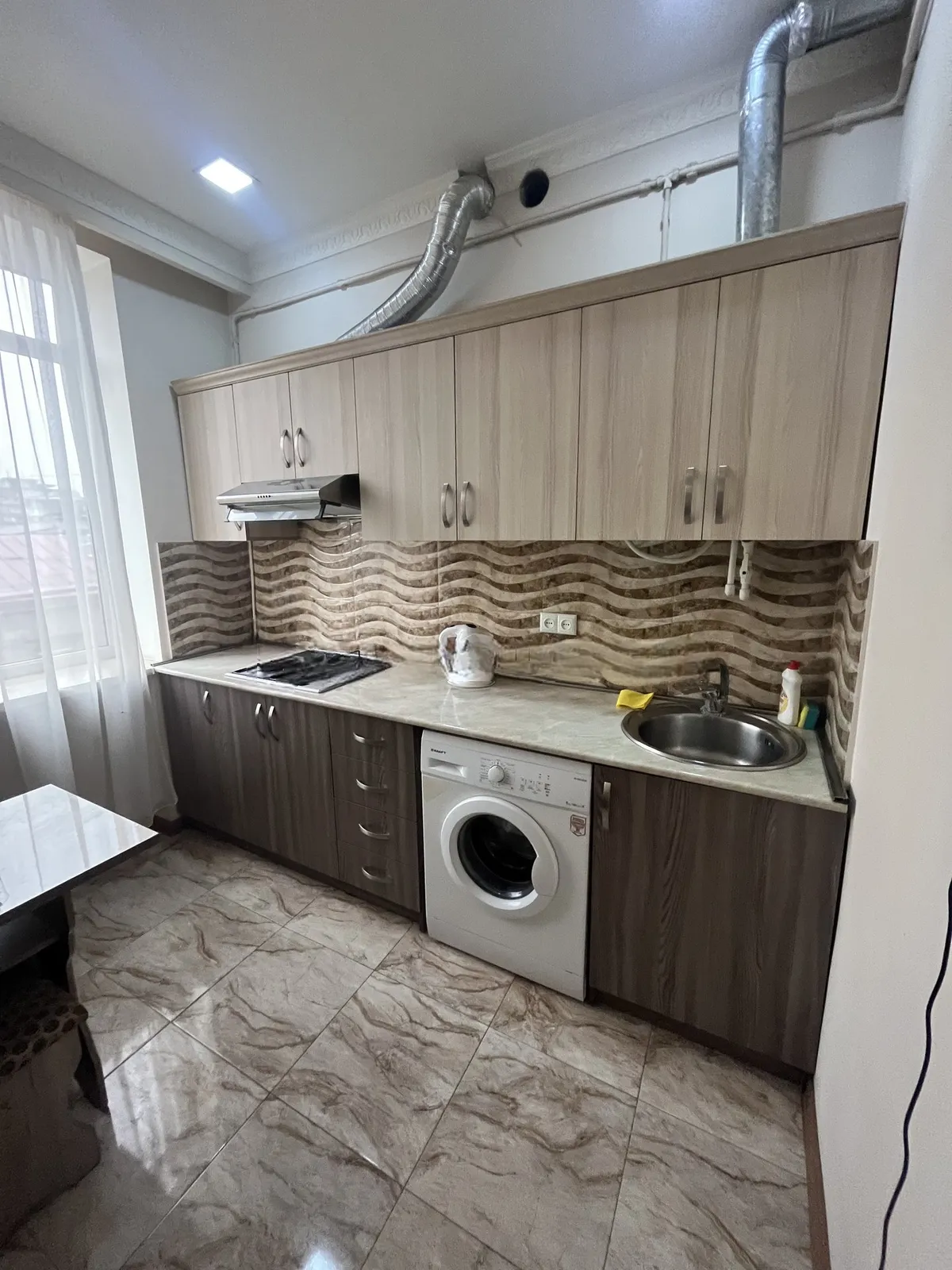 1-սենյականոց բնակարան, Կենտրոն, 45 քմ, 3/5 հարկ — լուսանկար 1