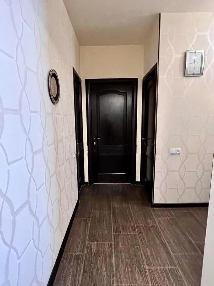 3-սենյականոց բնակարան, Կենտրոն, 78 քմ, 4/10 հարկ — լուսանկար 11