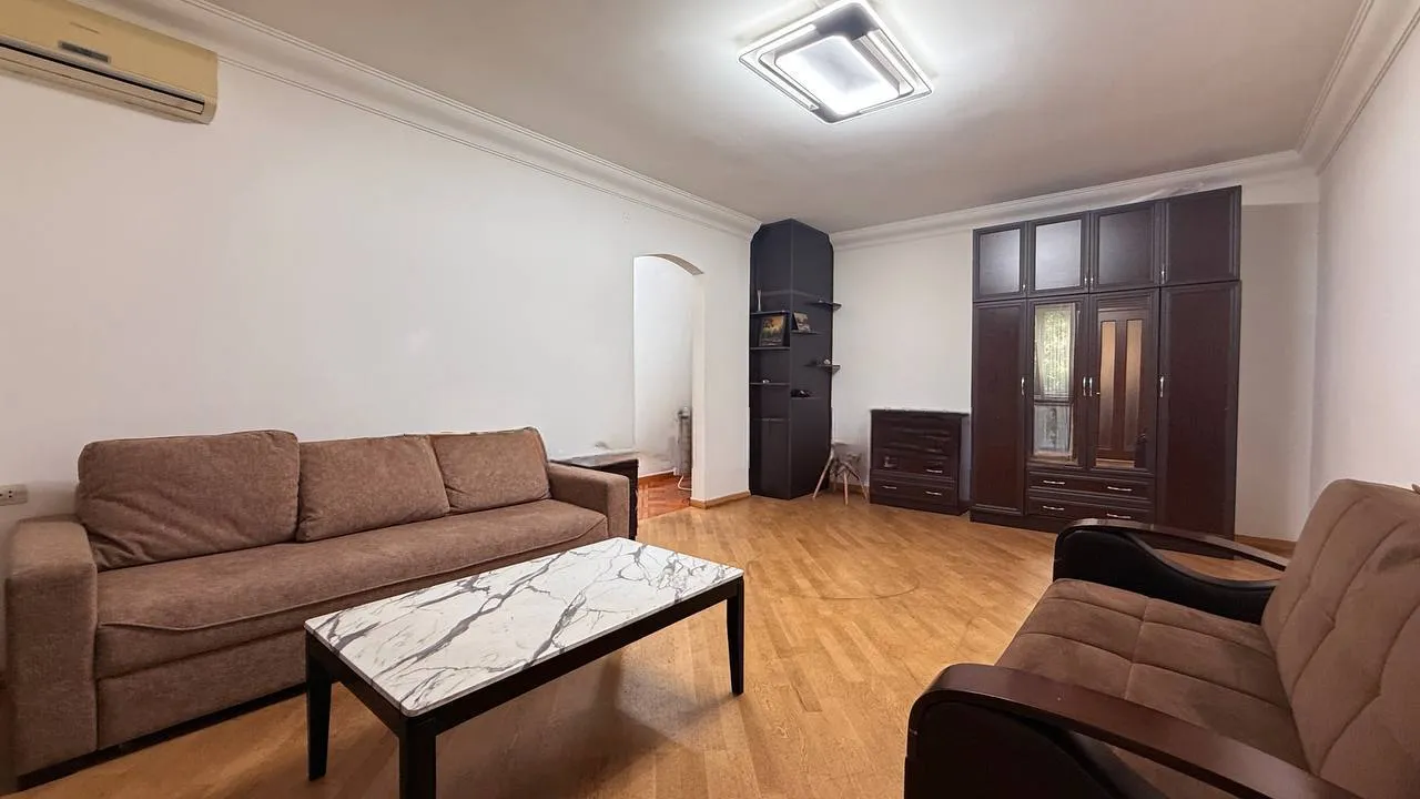 3-սենյականոց բնակարան, Կենտրոն, 60 քմ, 2/6 հարկ — լուսանկար 1